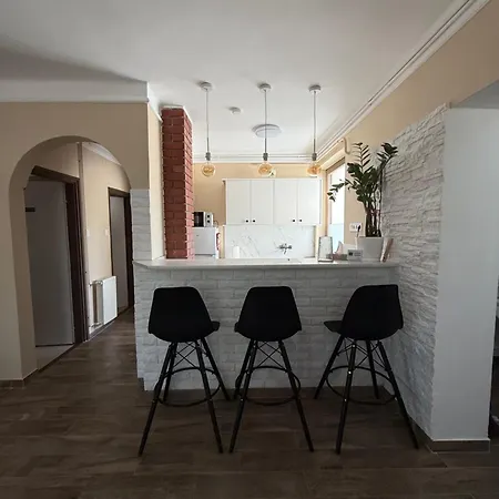 Bogatu Vendeghaz Apartment *