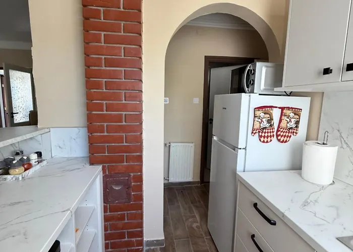 Bogatu Vendeghaz Lägenhet *